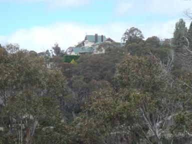 house&cliff